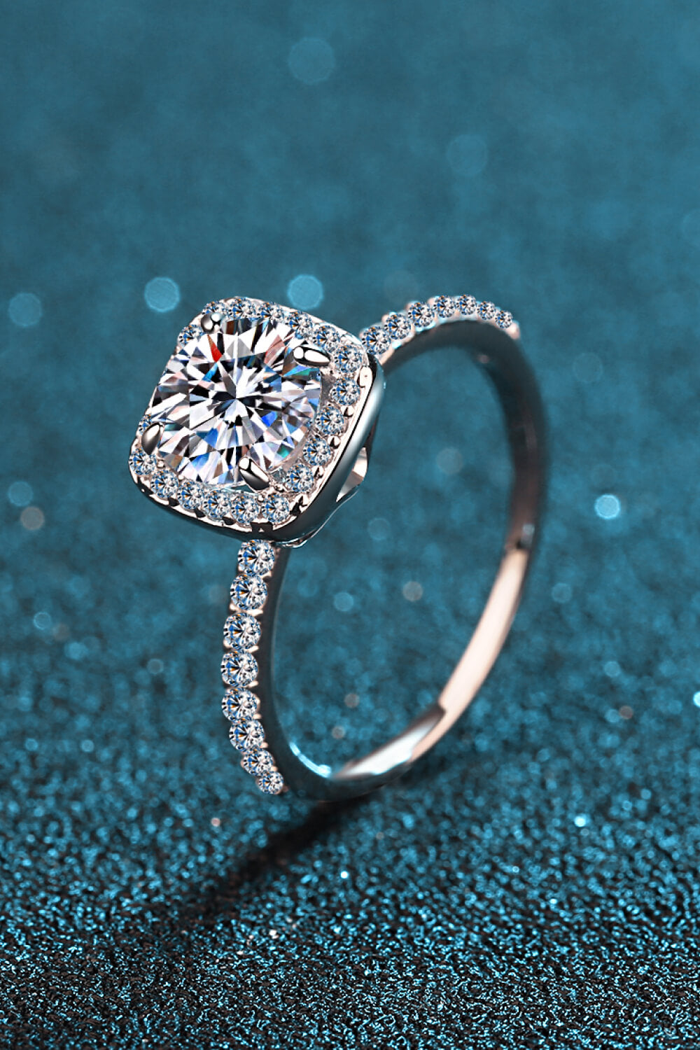 Ariel&Emaline Square Moissanite Ring