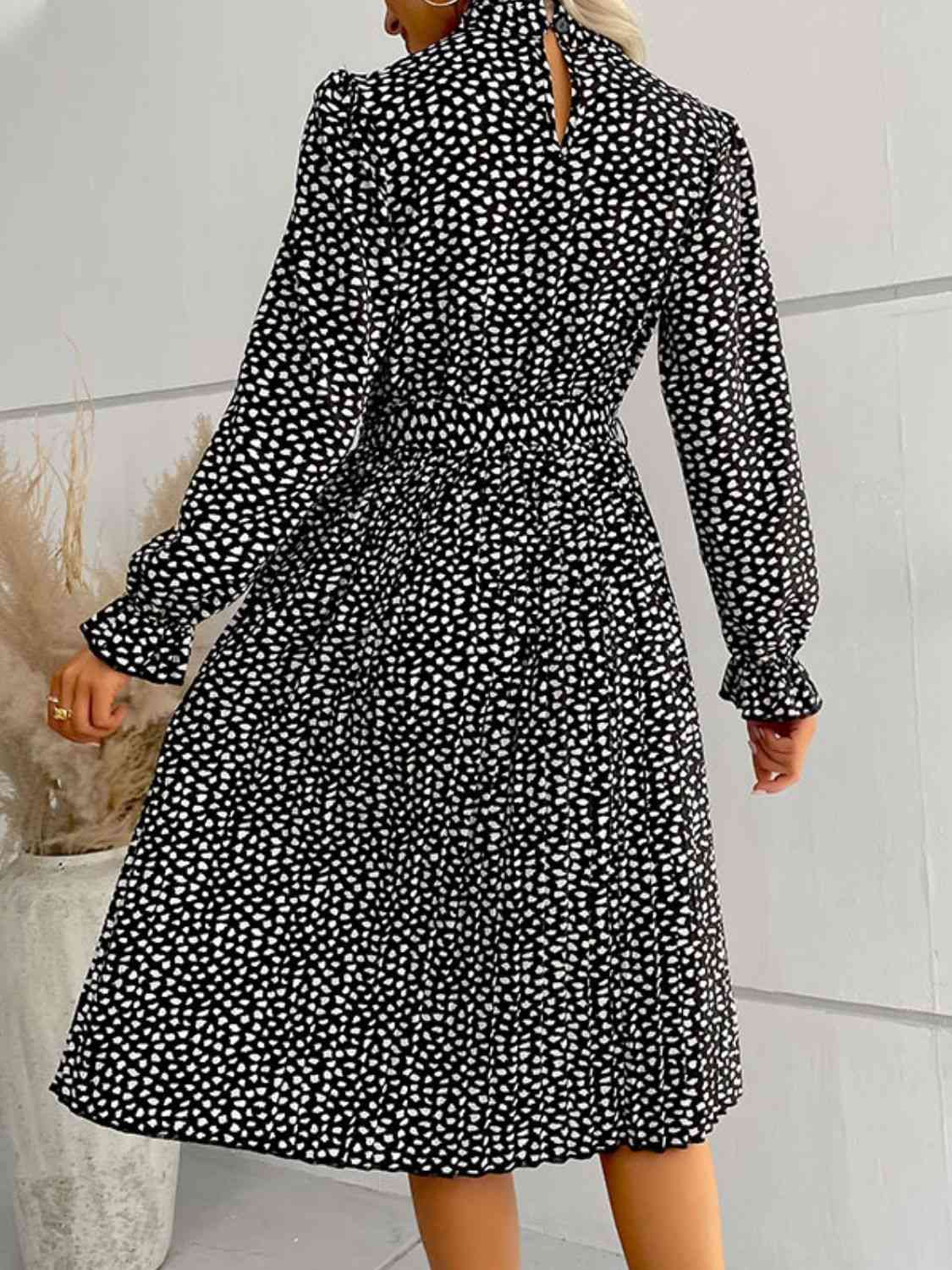 Printed Tie-Waist Flounce Sleeve Keyhole Black Midi Dress