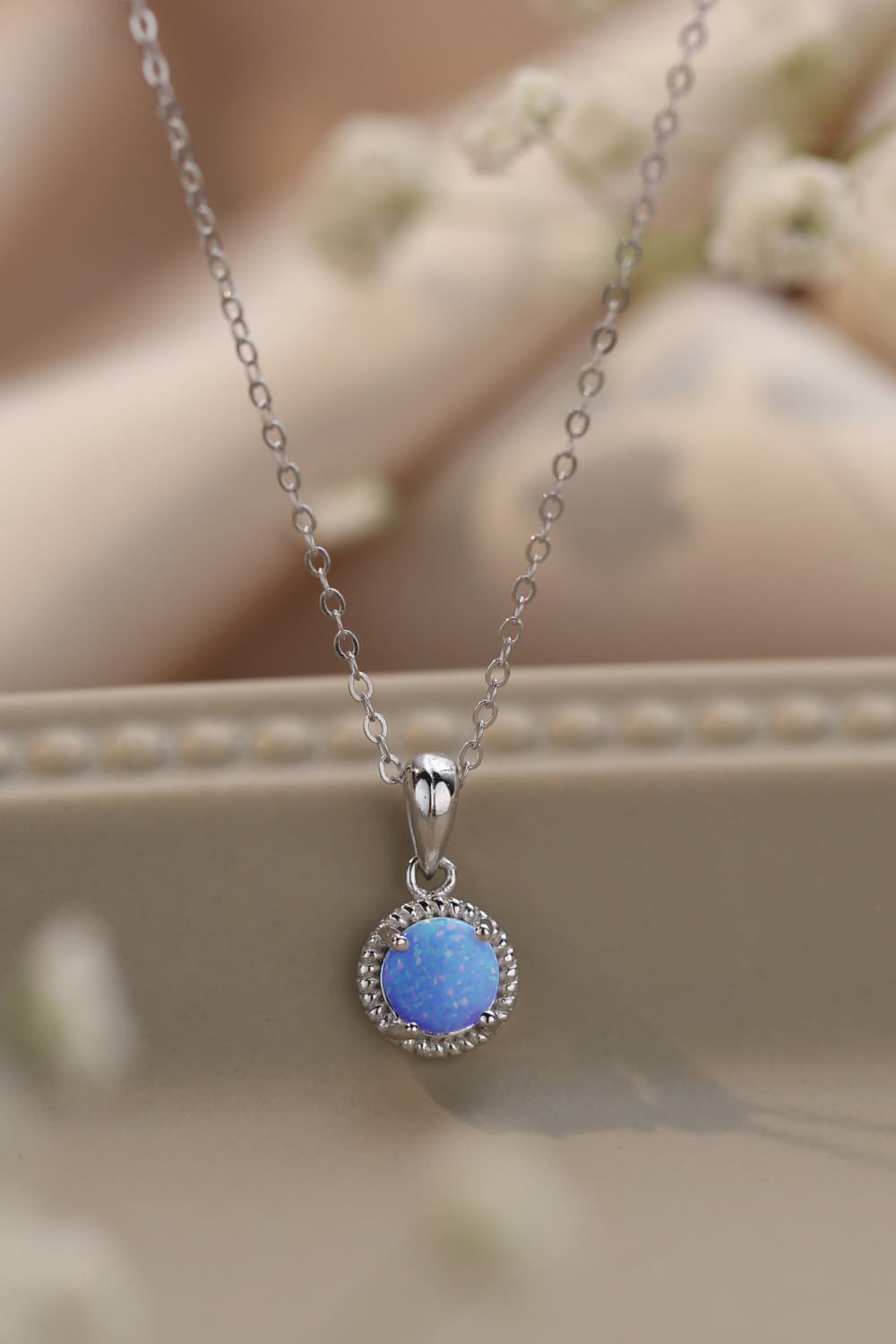 Women's Opal Round Pendant Chain Necklace