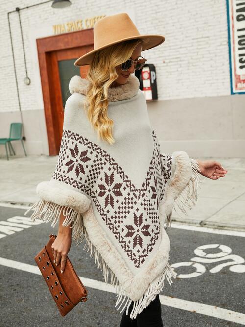 BeautifulMe Fringe Geometric Cape Sleeve Poncho