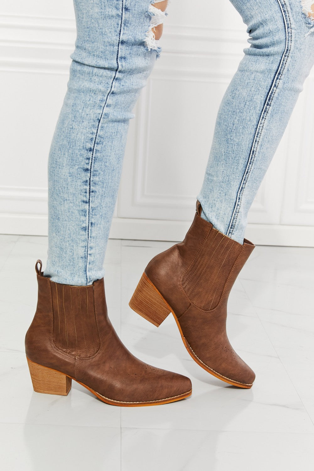 Women's MMShoes Love the Journey Stacked Heel Chelsea Boot in Chestnut