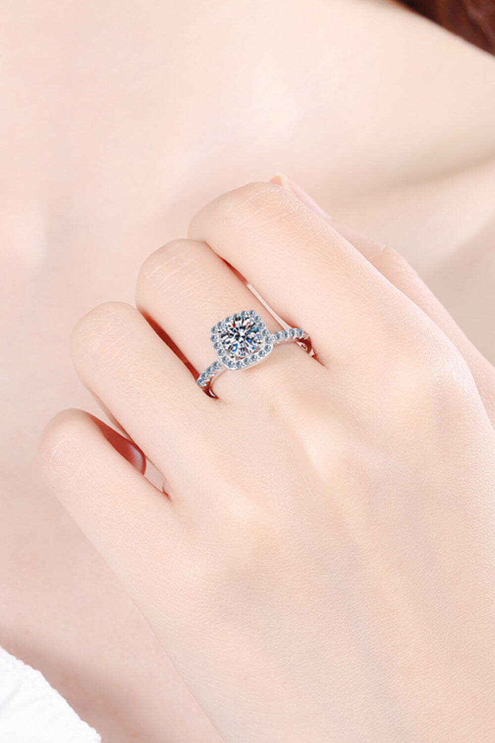 Ariel&Emaline Square Moissanite Ring