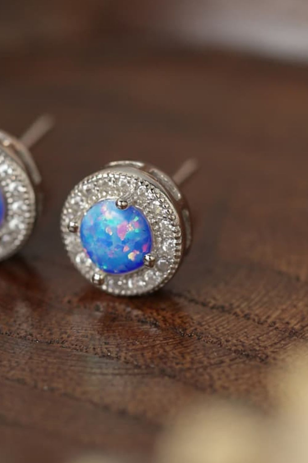 Women's Opal 4-Prong Round Stud Earrings