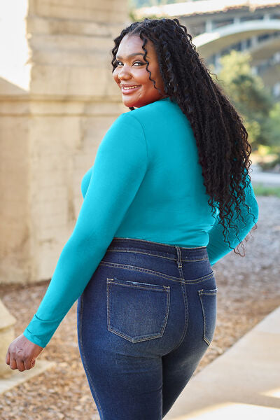 Basic Bae Full Size Round Neck Long Sleeve Bodysuit *