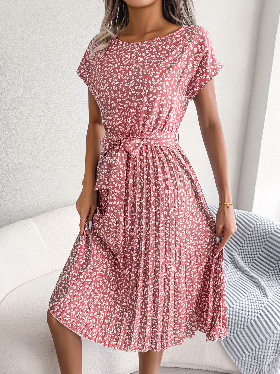 SoPretty Ditsy Floral Pleated Belted Dress