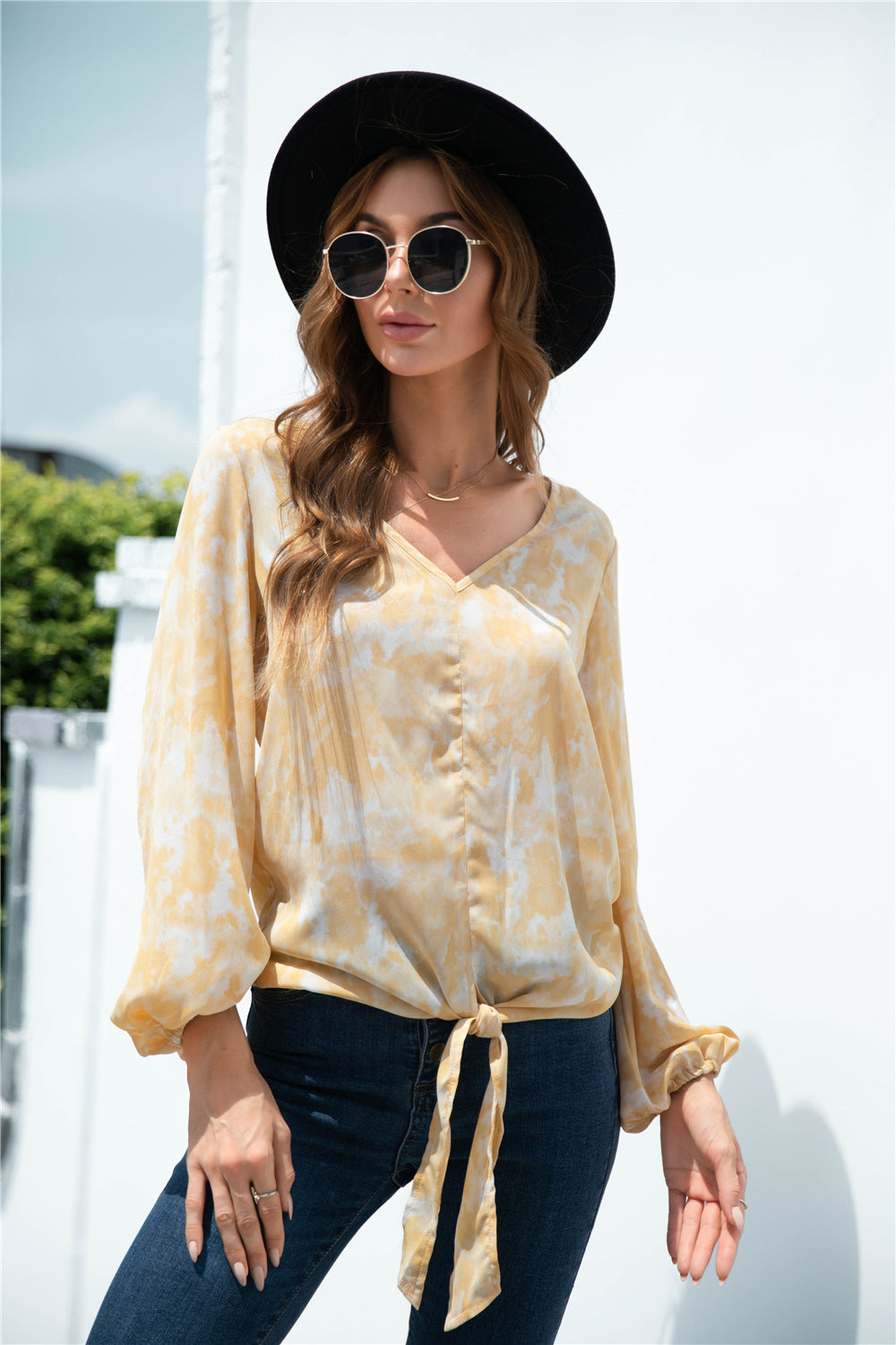 KENZIEMEA Tie-Dye Tied Balloon Sleeve Blouse