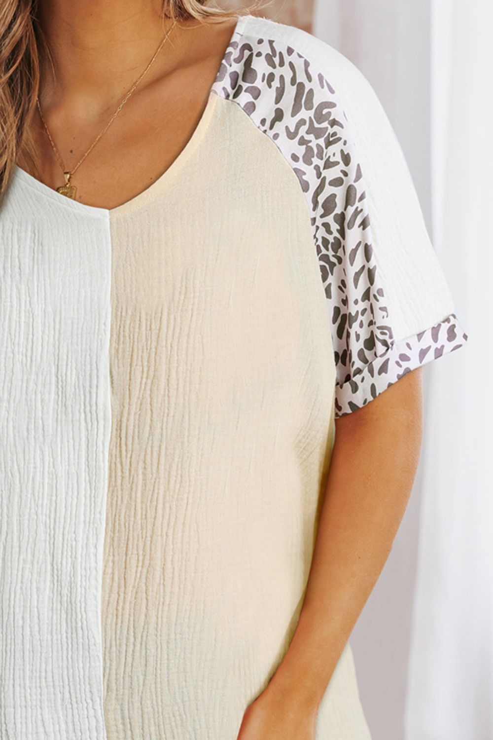 Women's Short Sleeved Leopard Color Block V-Neck Top