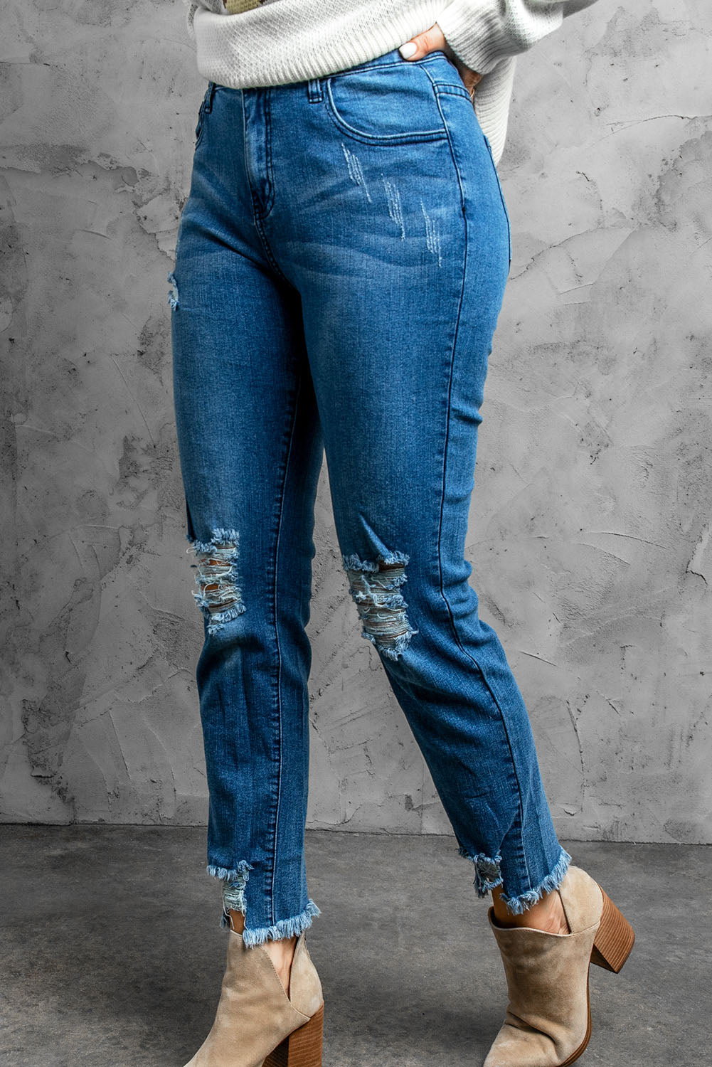 Women's Stylish Distressed Cropped Jeans