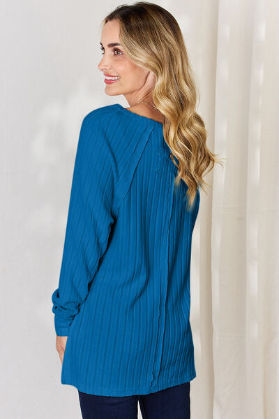 Basic Bae Full Size Ribbed Round Neck Slit T-Shirt *