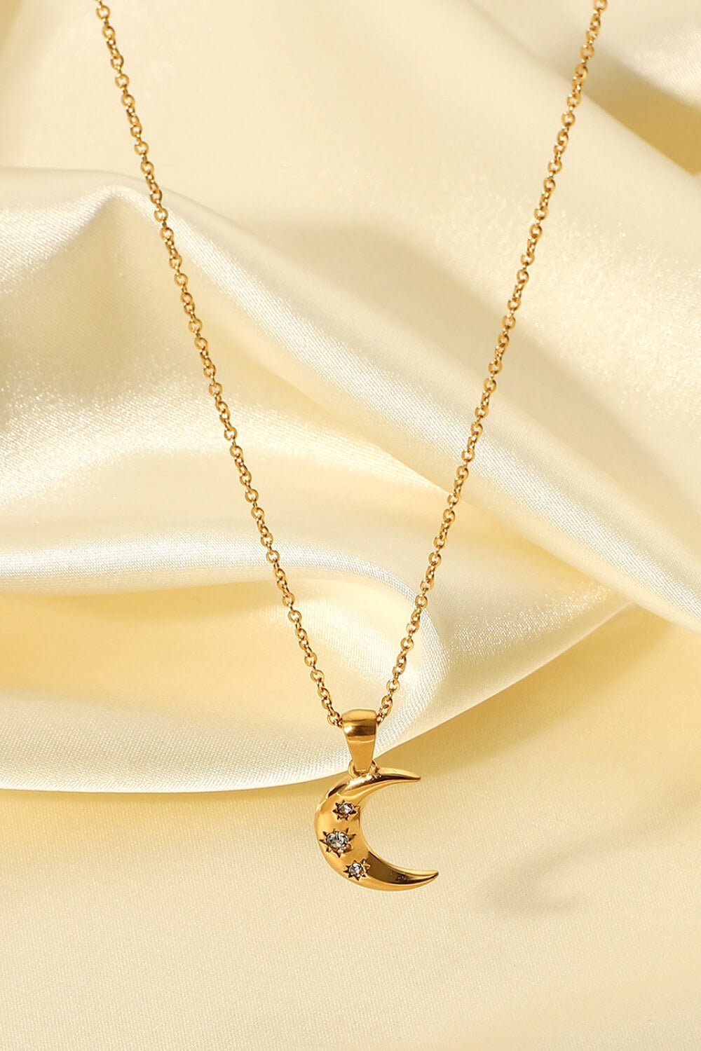 18K Gold Plated Women's Inlaid Zircon Moon Pendant Necklace