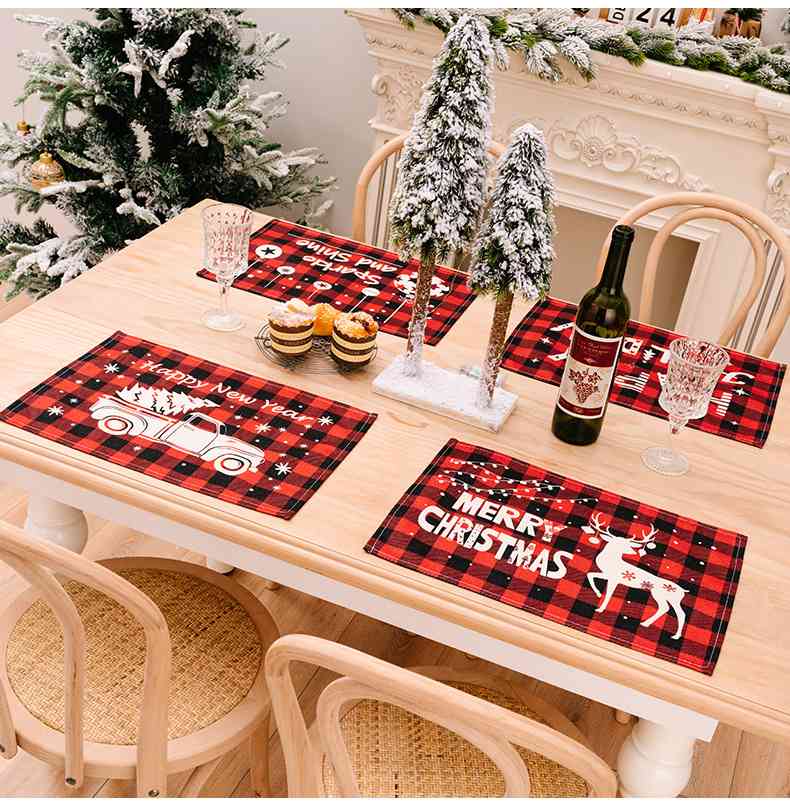 Winter Country Christmas Assorted 2-Piece Plaid Placemats