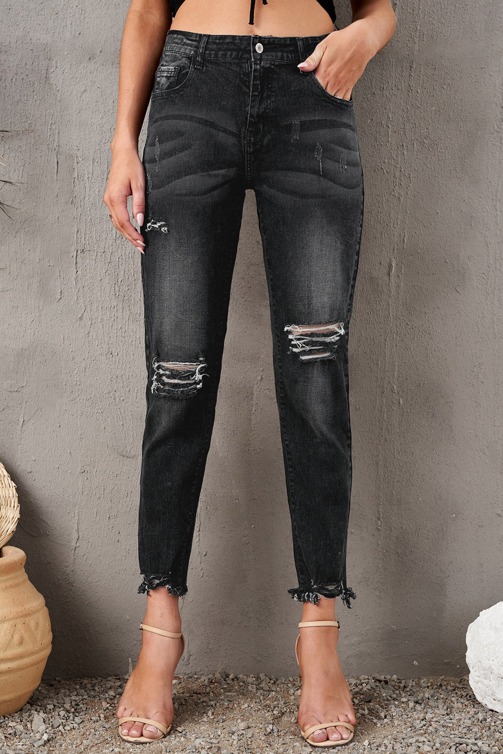 Women's Stylish Distressed Cropped Jeans