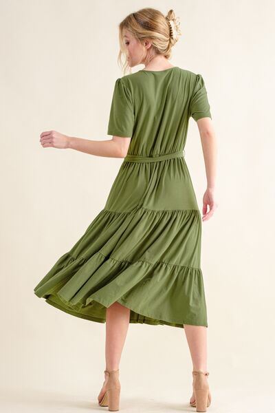 And The Why Soft Short Sleeve Tiered Midi Dress *