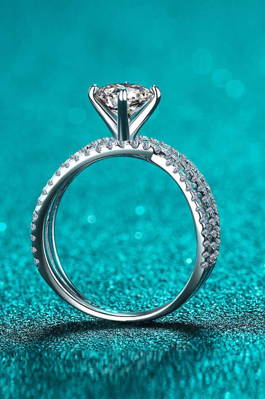 Women's 1 Carat Moissanite Crisscross Ring