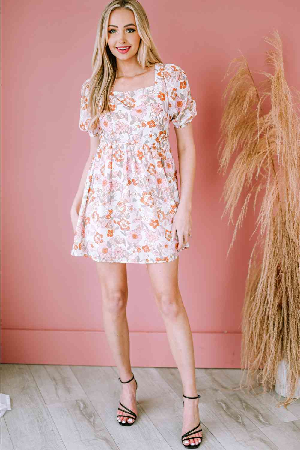 Women's Obsessed Blush Pink Floral Tie-Back Puff Sleeve Dress