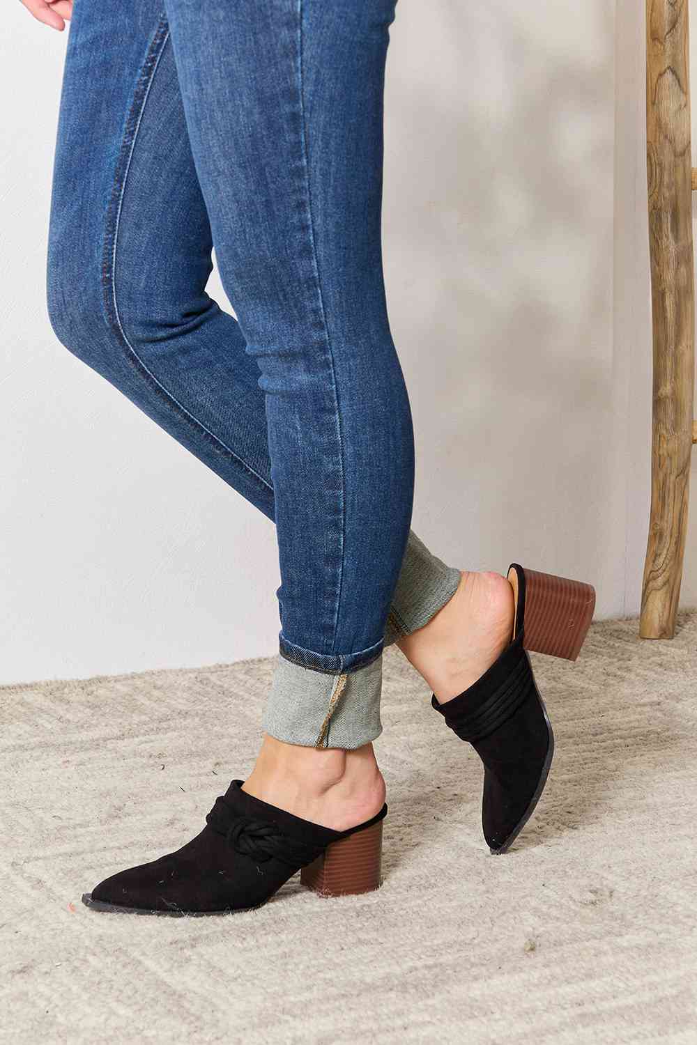 East Lion Corp Pointed-Toe Braided Trim Mules *