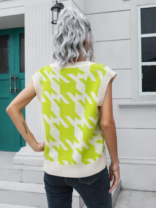 Zoe&Hannah Houndstooth V-Neck Sweater Vest