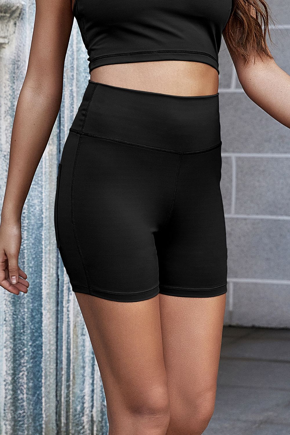 Women's Talulla Exposed Seam Decorative Button Yoga Shorts