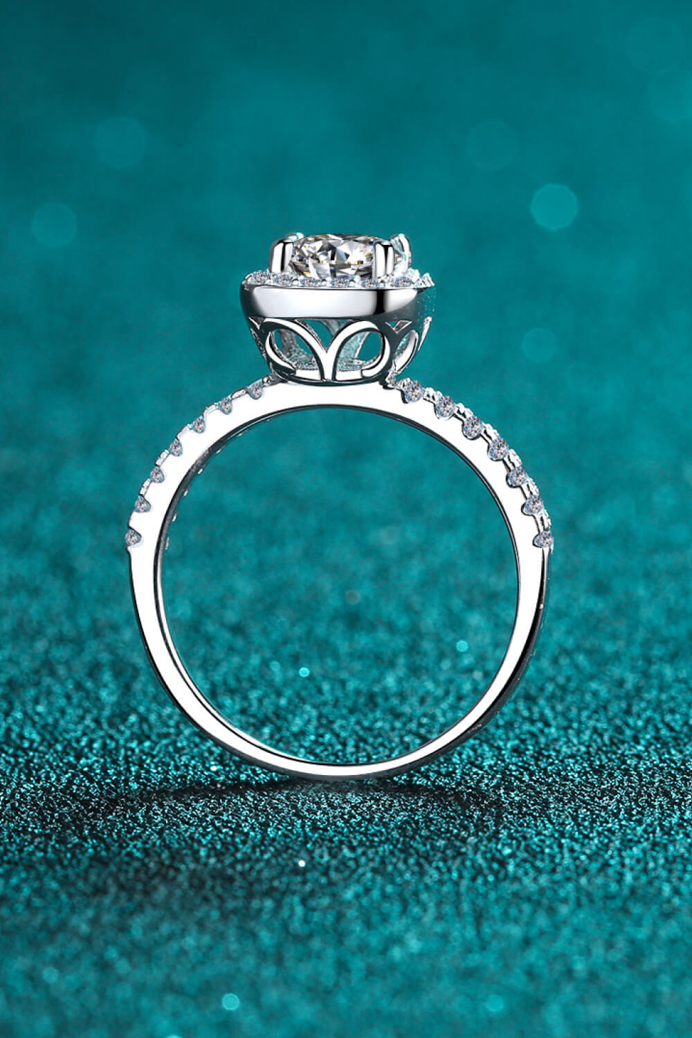 Ariel&Emaline Square Moissanite Ring