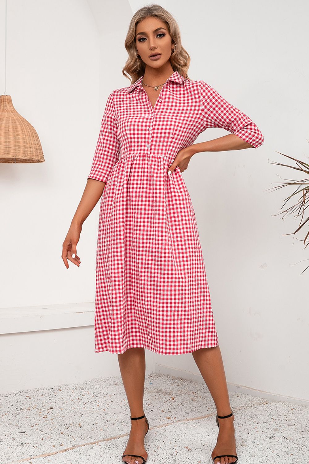 KeenLinear Plaid Collared Neck Midi Dress