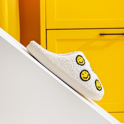 Melody Smiley Face Yellow Smile Mix Slippers