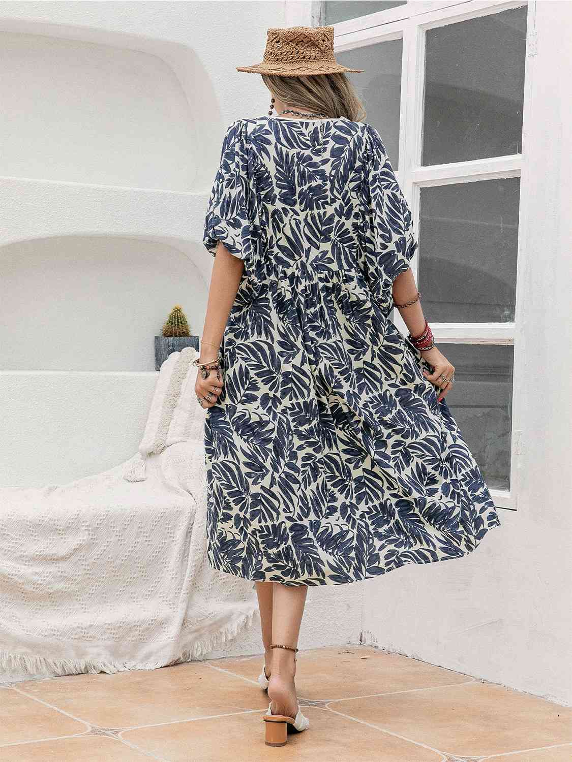 Willow Ava Printed Tie Neck Midi Dress