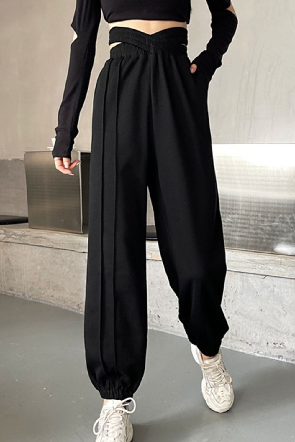 ZoeBeautifulLife Crisscross Long Sweatpants