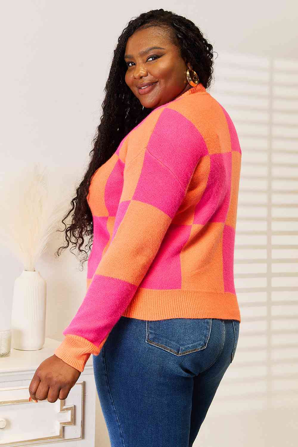 Woven Right Checkered V-Neck Dropped Shoulder Cardigan *