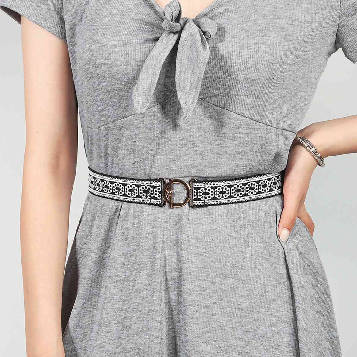 ChicBelts Toggle Clasp Elastic Belt