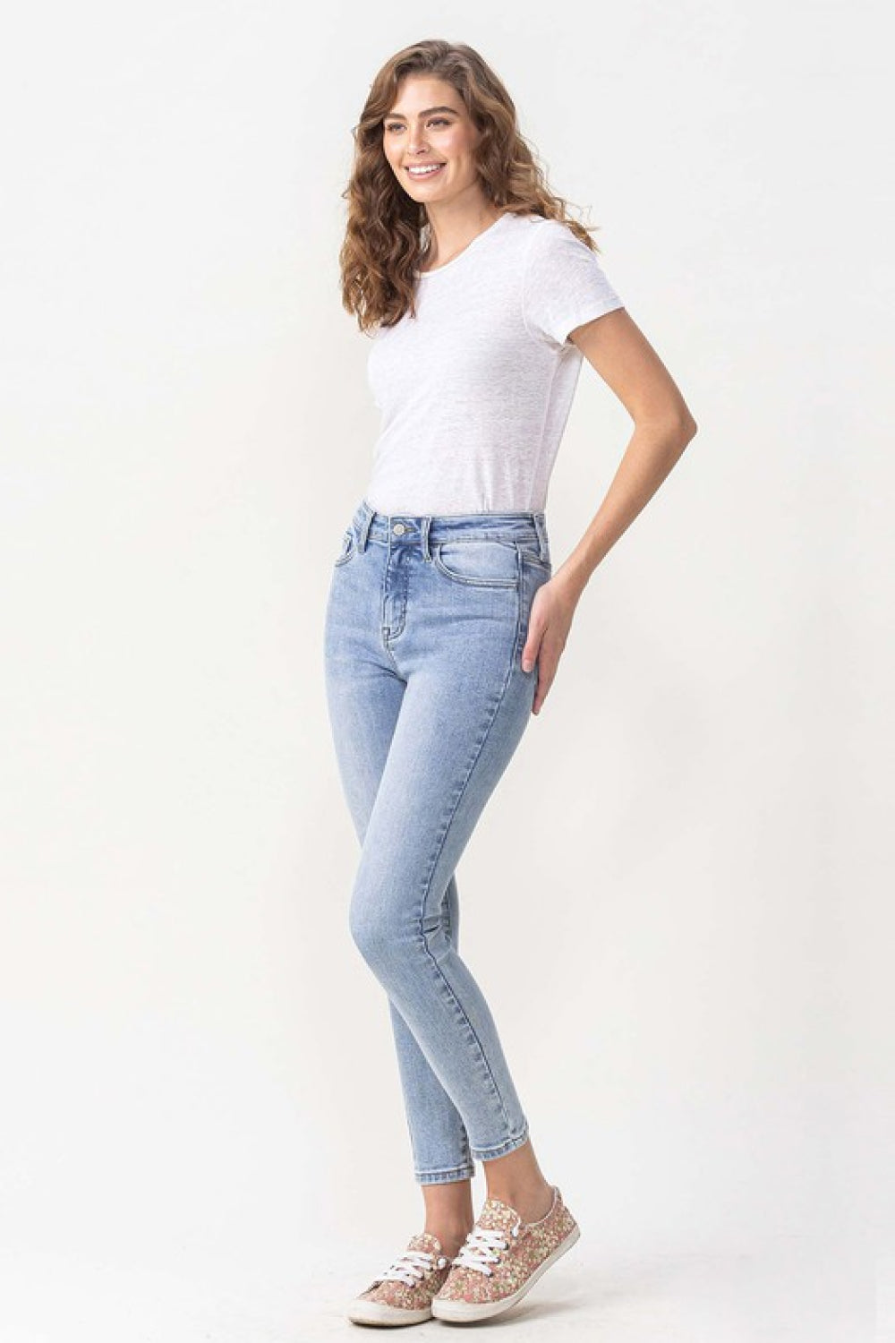 Lovervet Full Size Talia High Rise Crop Skinny Jeans *