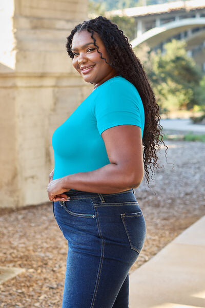 Basic Bae Full Size Round Neck Short Sleeve Bodysuit *