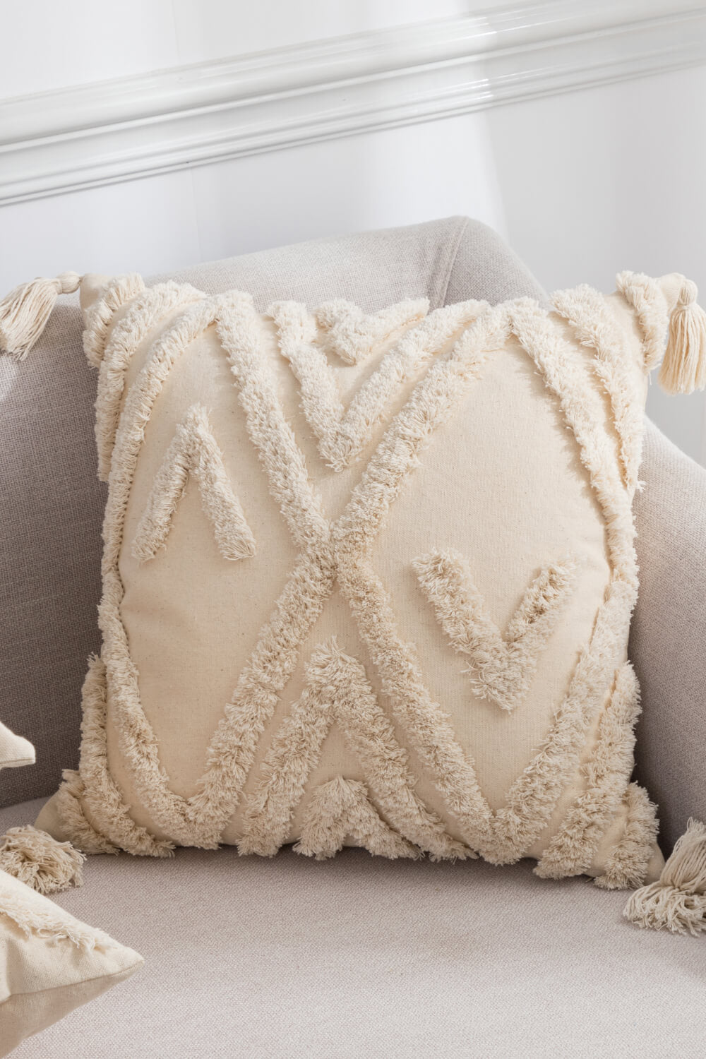 Stunning Assorted Fringe Swirl Trim Decorative Throw Pillow Case