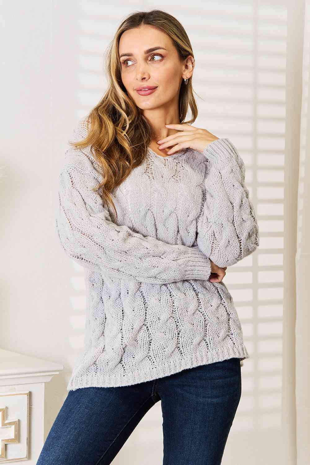 Woven Right Cable-Knit Hooded Sweater *