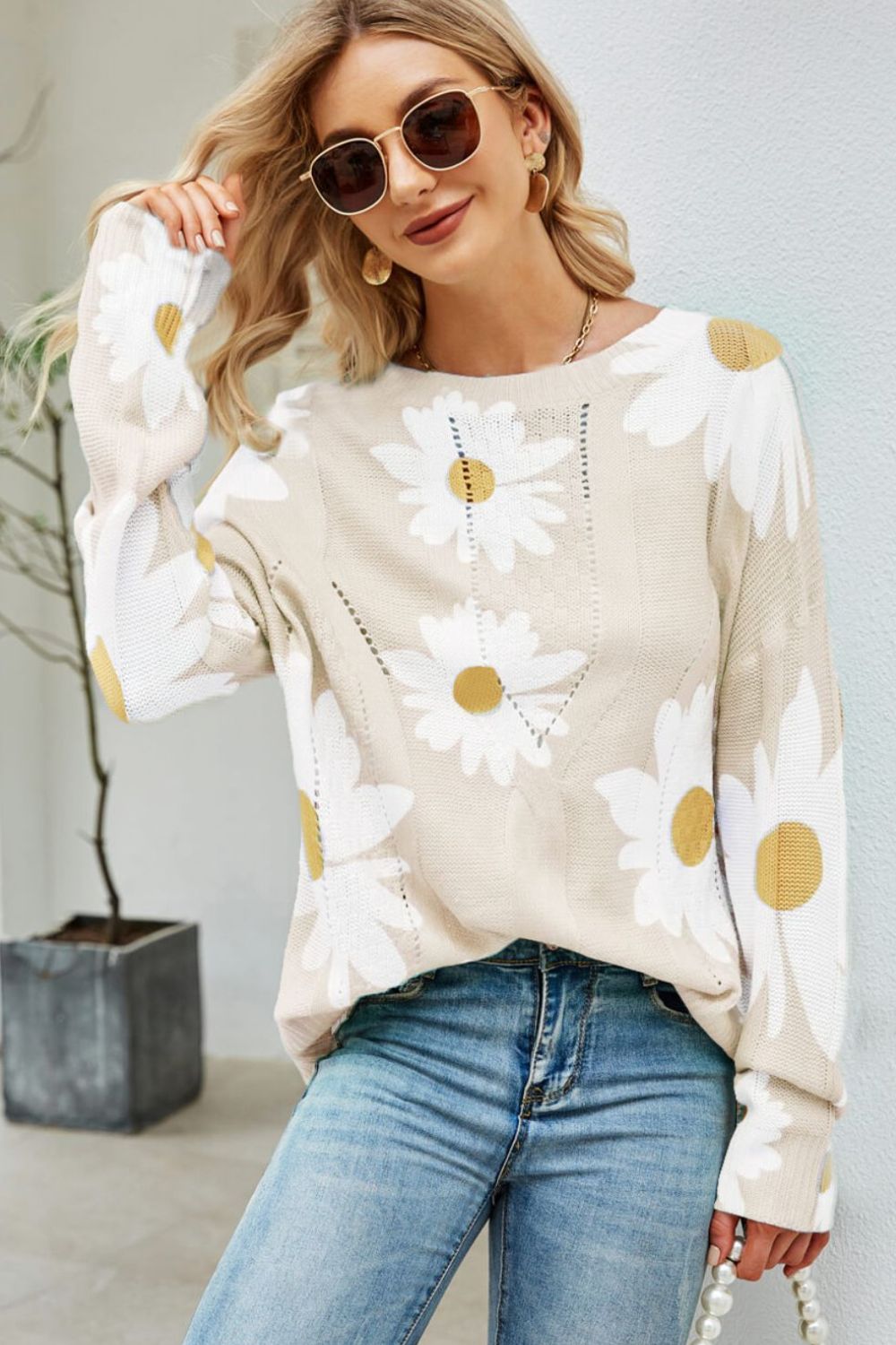 Women's Daisy Print Openwork Round Neck Sweater