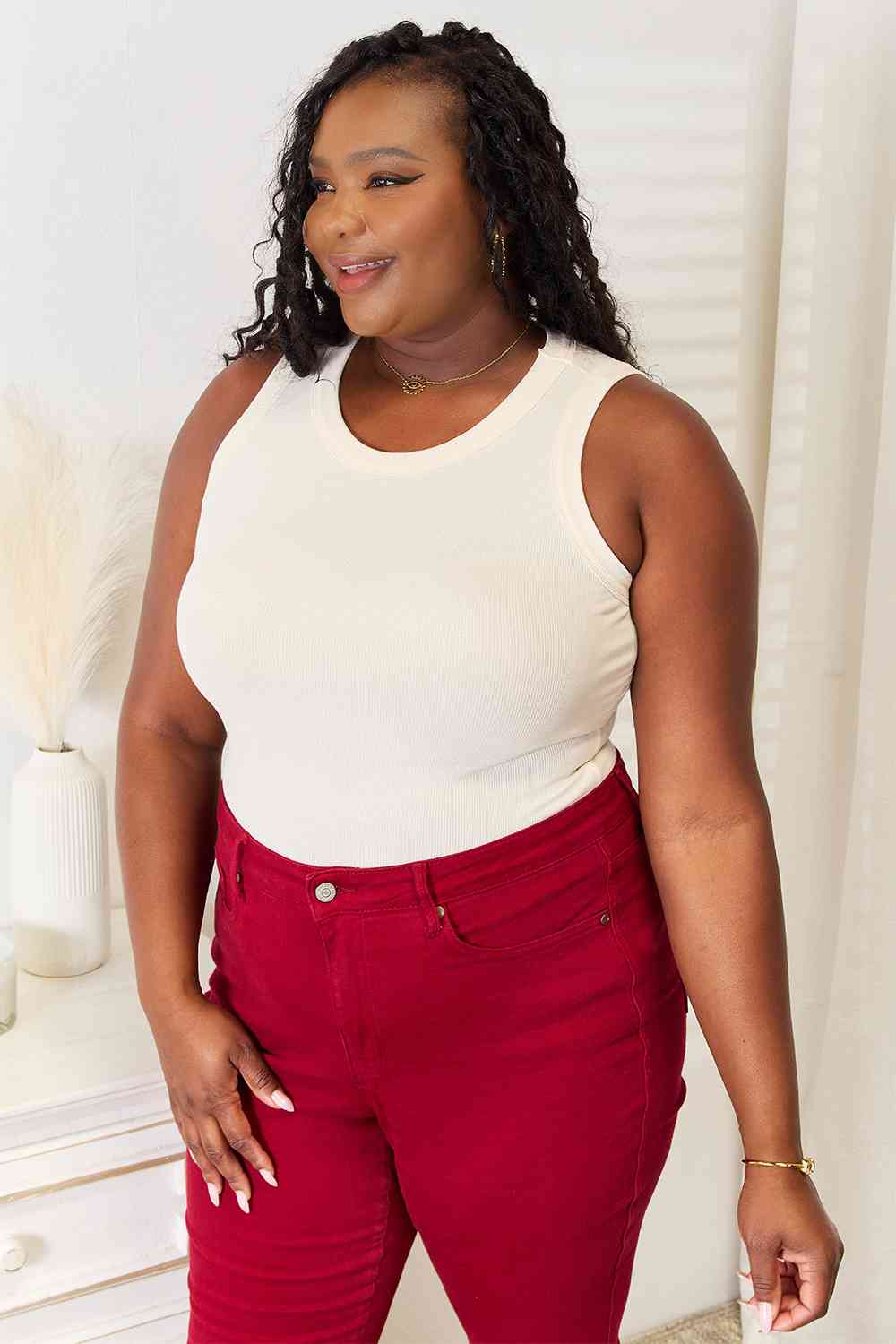 Basic Bae Full Size Round Neck Tank *