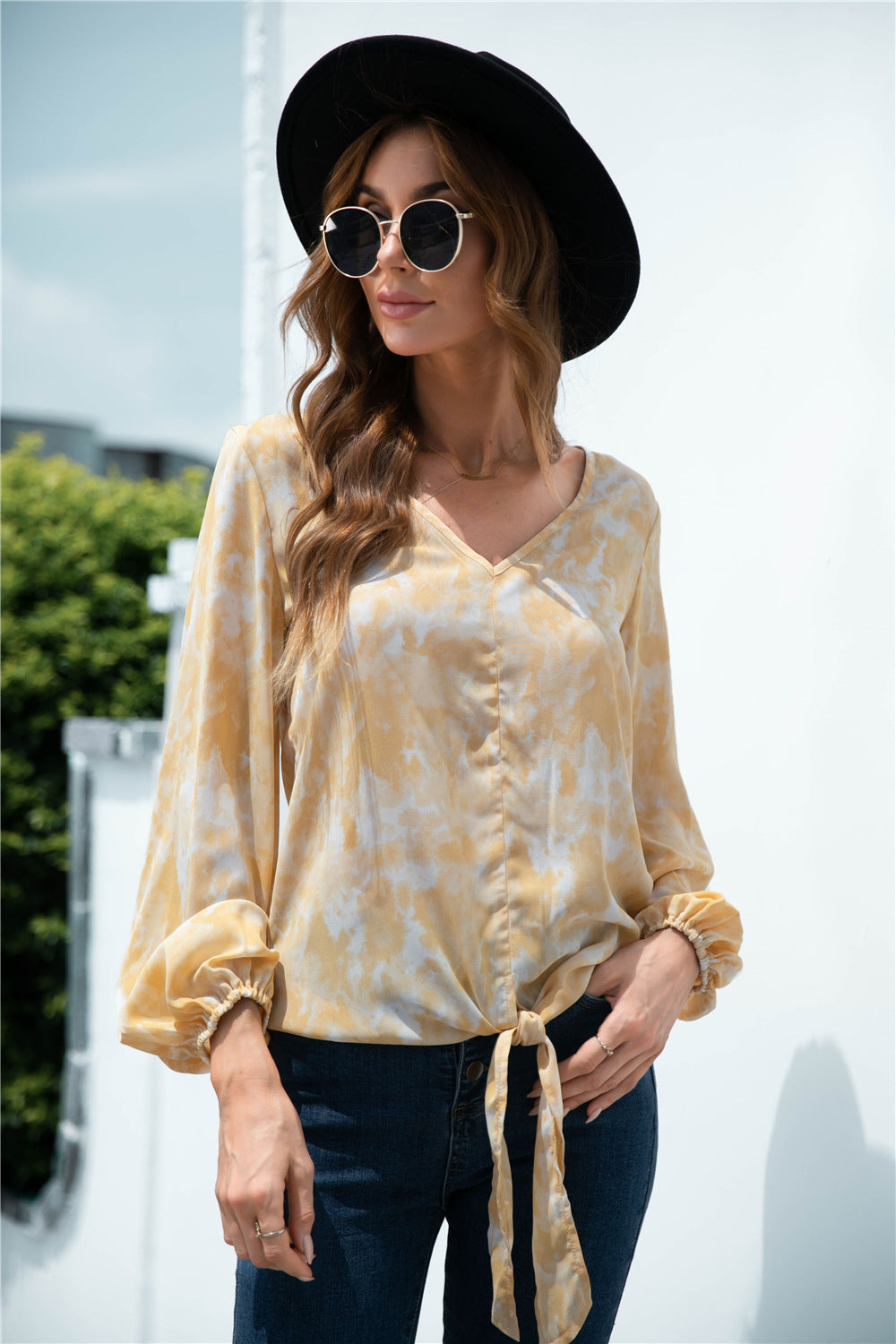 KENZIEMEA Tie-Dye Tied Balloon Sleeve Blouse