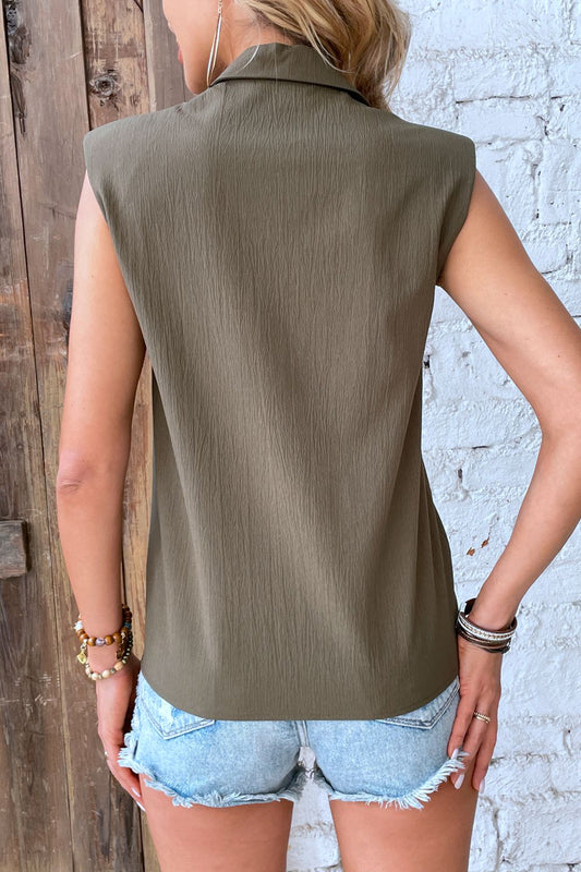 Collared Neck Sleeveless Shirt 🦋
