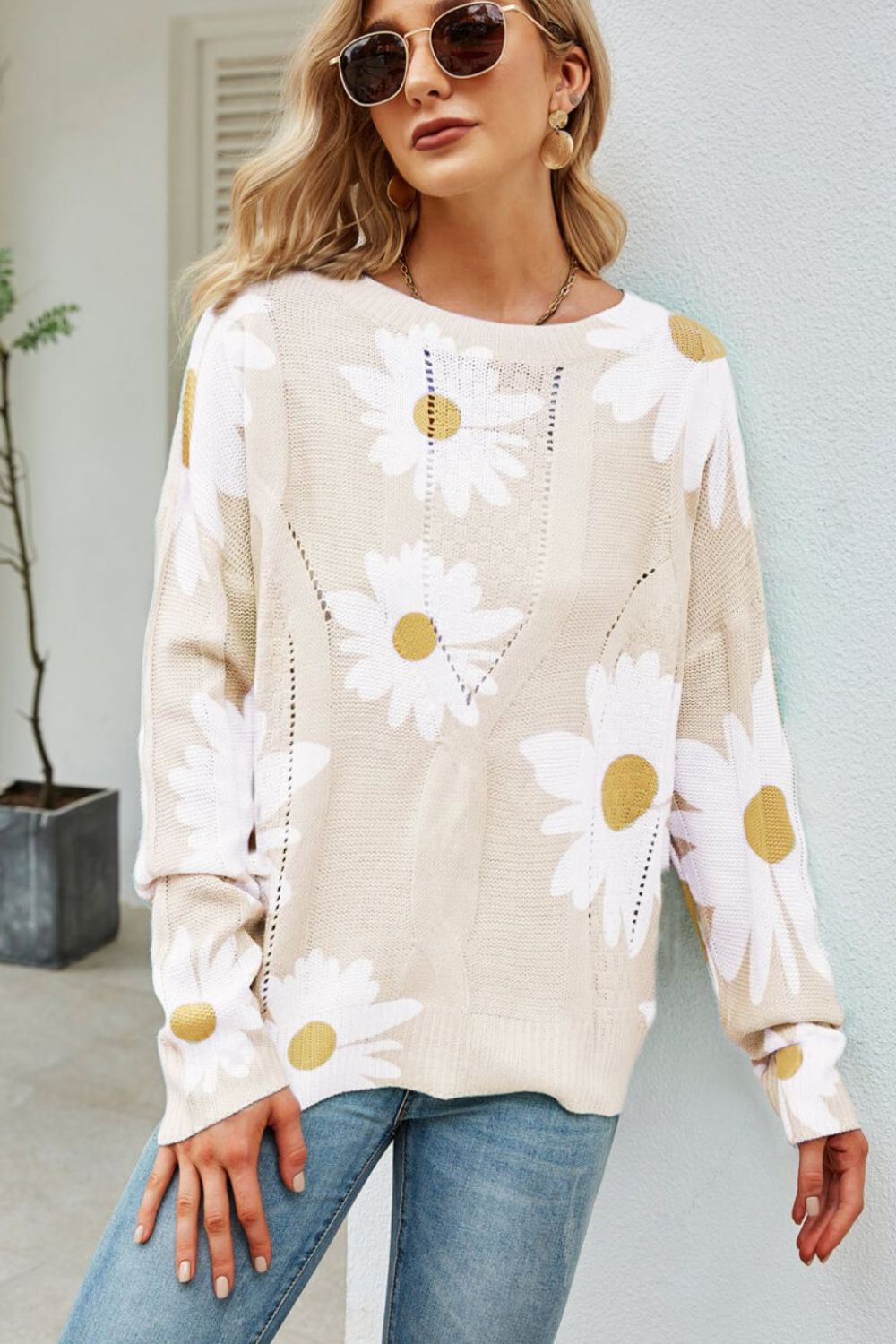 Women's Daisy Print Openwork Round Neck Sweater