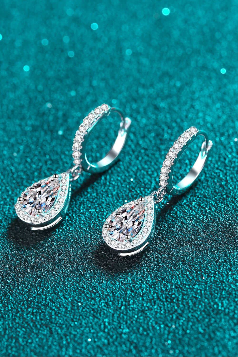 Women's Moissanite Teardrop Earrings